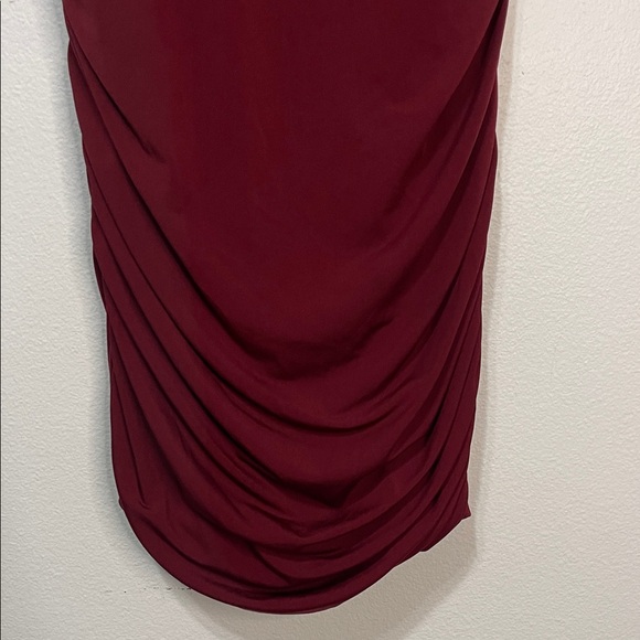 Emerald Sundae Burgundy Mini Dress Size Large PTP 17”-19” EUC - Picture 4 of 10